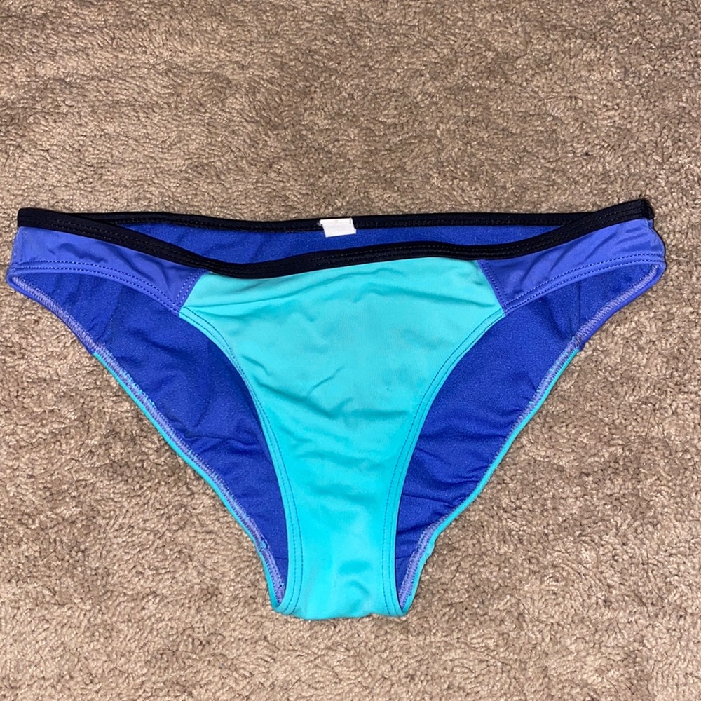 Bathing suit bottoms